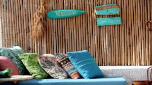 Le vespe hanno invaso il giardino? Potrebbe essere colpa dei cuscini da esterno