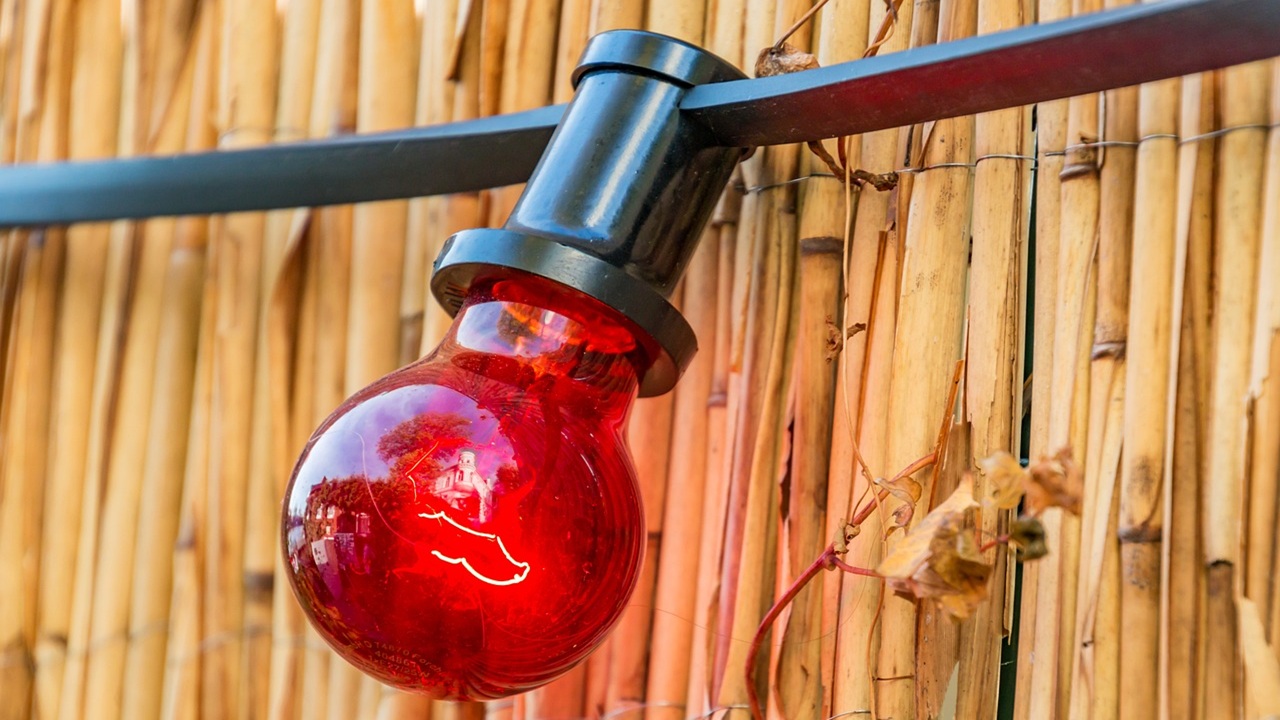 lampada luce rossa